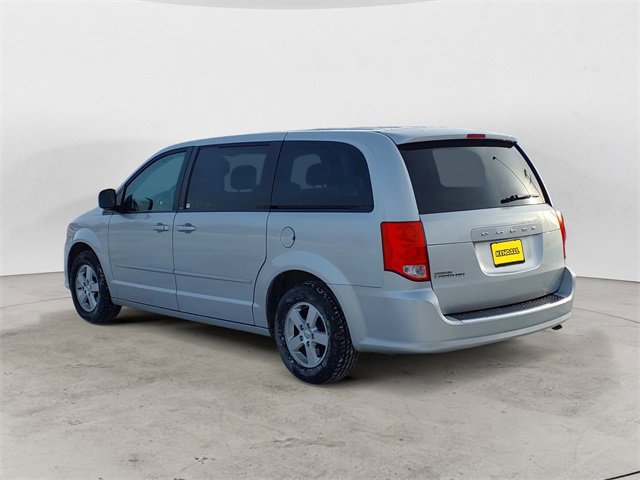 Used 2012 Dodge Grand Caravan SE image 3
