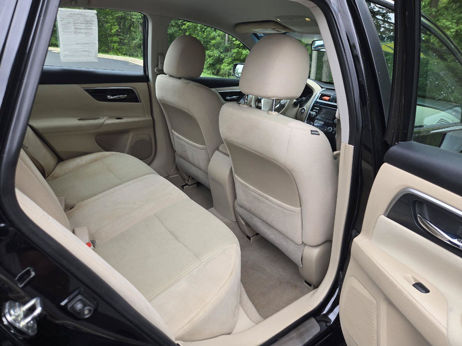 Used 2014 Nissan Altima 2.5 SV FWD image 25