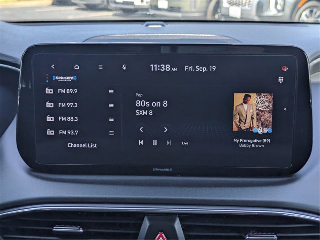 Used 2023 Hyundai Santa Fe SEL image 18