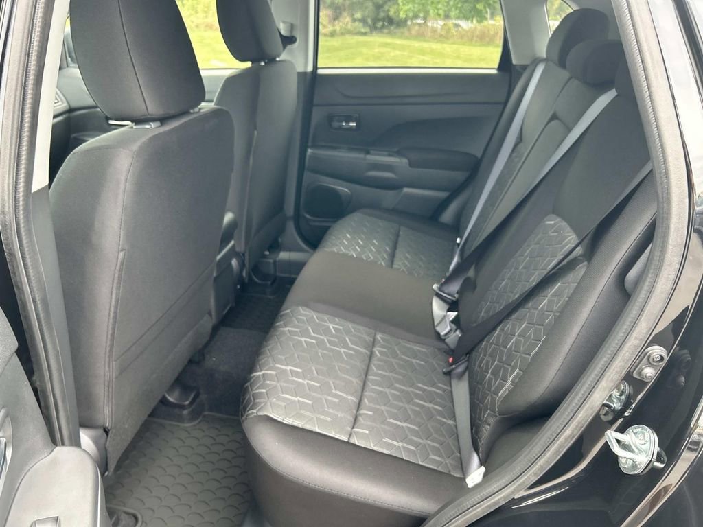 New 2025 Mitsubishi Outlander Sport SE image 15