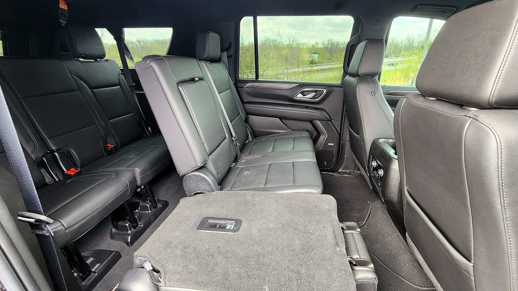 Used 2022 Chevrolet Suburban LT AWD/4WD image 52