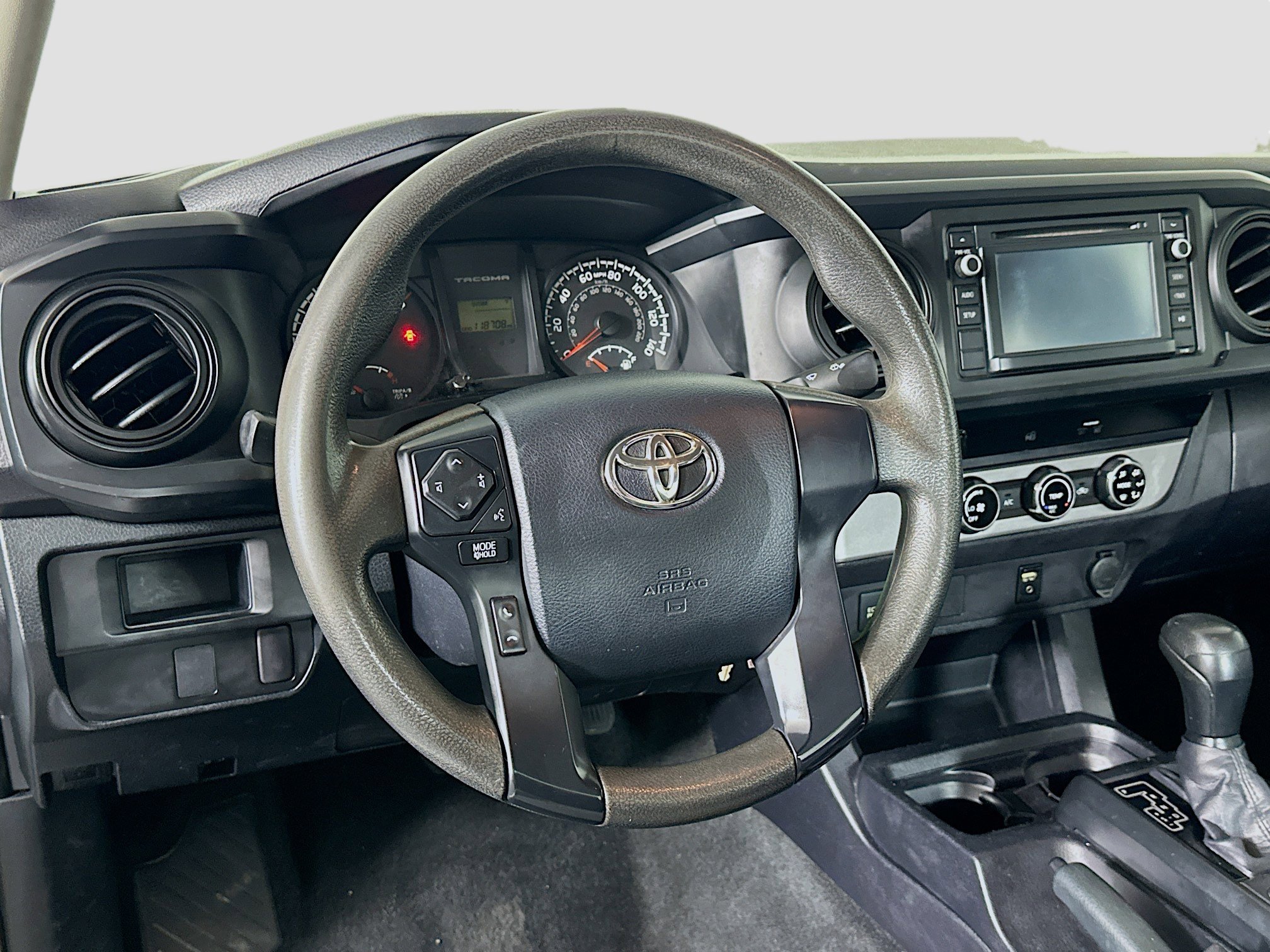 Used 2016 Toyota Tacoma SR RWD image 17