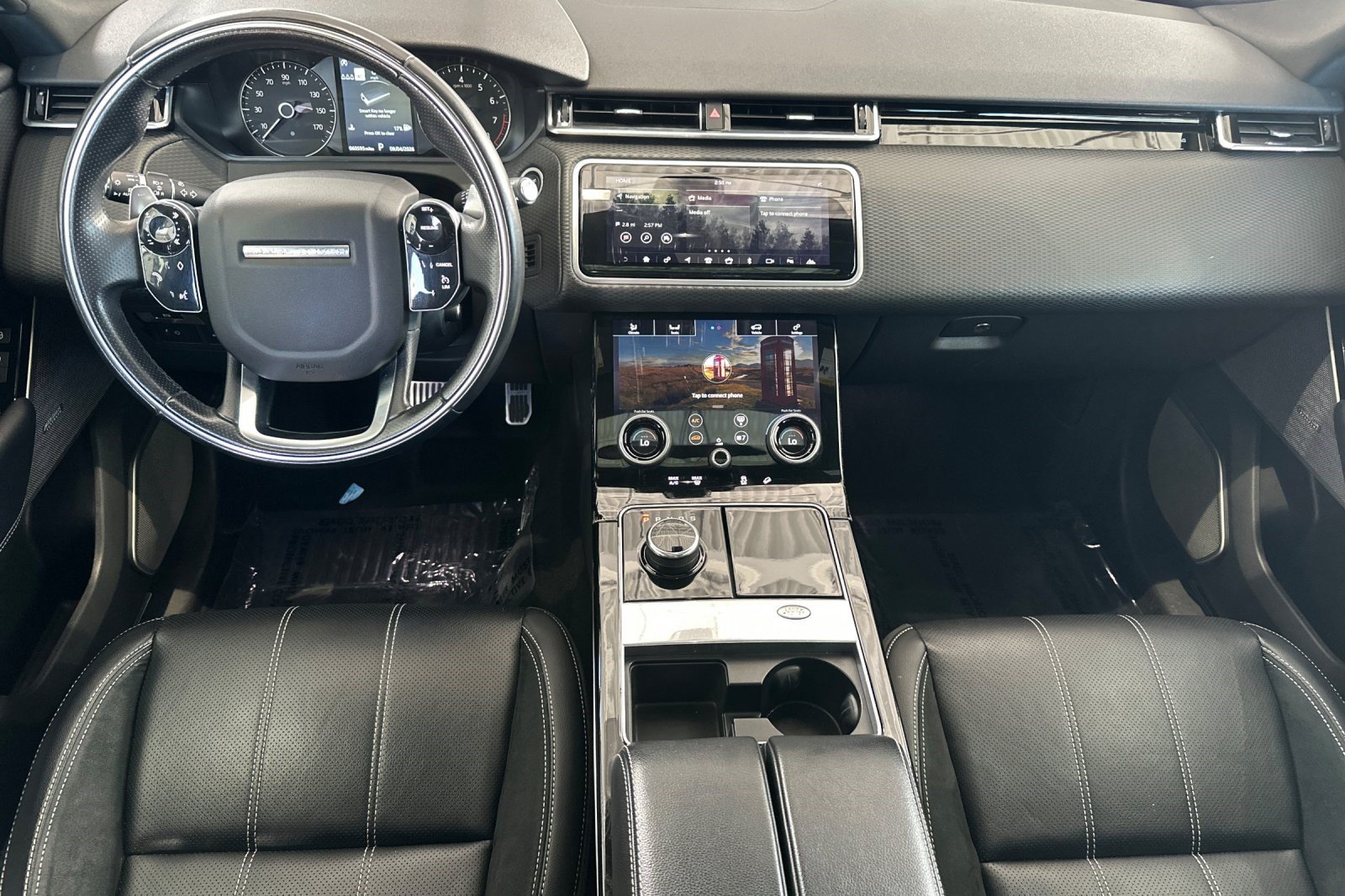 Used 2020 Land Rover Range Rover Velar R-Dynamic S AWD/4WD image 15
