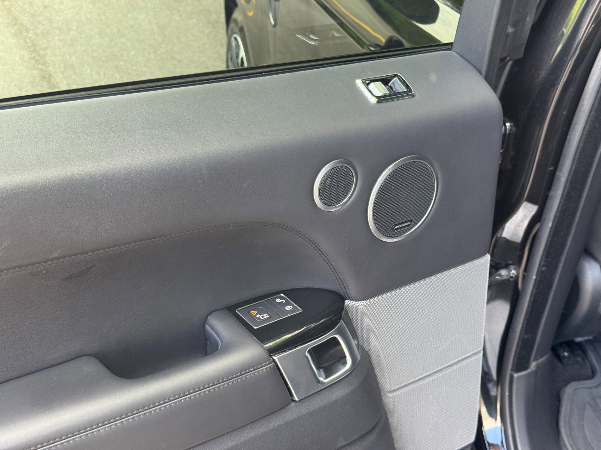 Used 2018 Land Rover Range Rover Sport HSE Dynamic AWD/4WD image 45