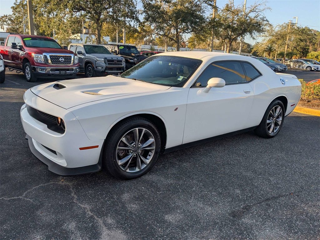 Used 2021 Dodge Challenger SXT image 8
