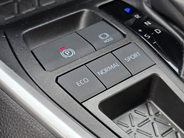 Used 2024 Toyota RAV4 XLE Premium image 30