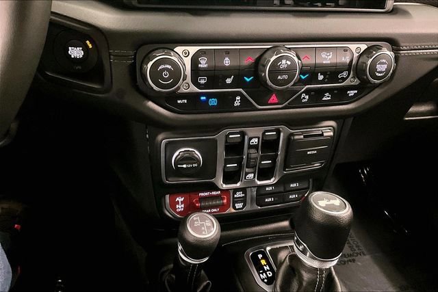 Used 2025 Jeep Wrangler Unlimited Rubicon 4xe w/ Safety Group image 31