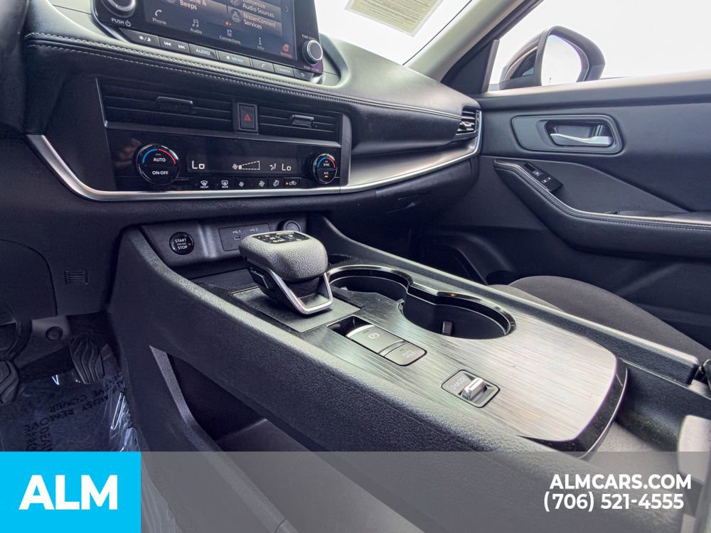 Used 2025 Nissan Rogue SV image 22