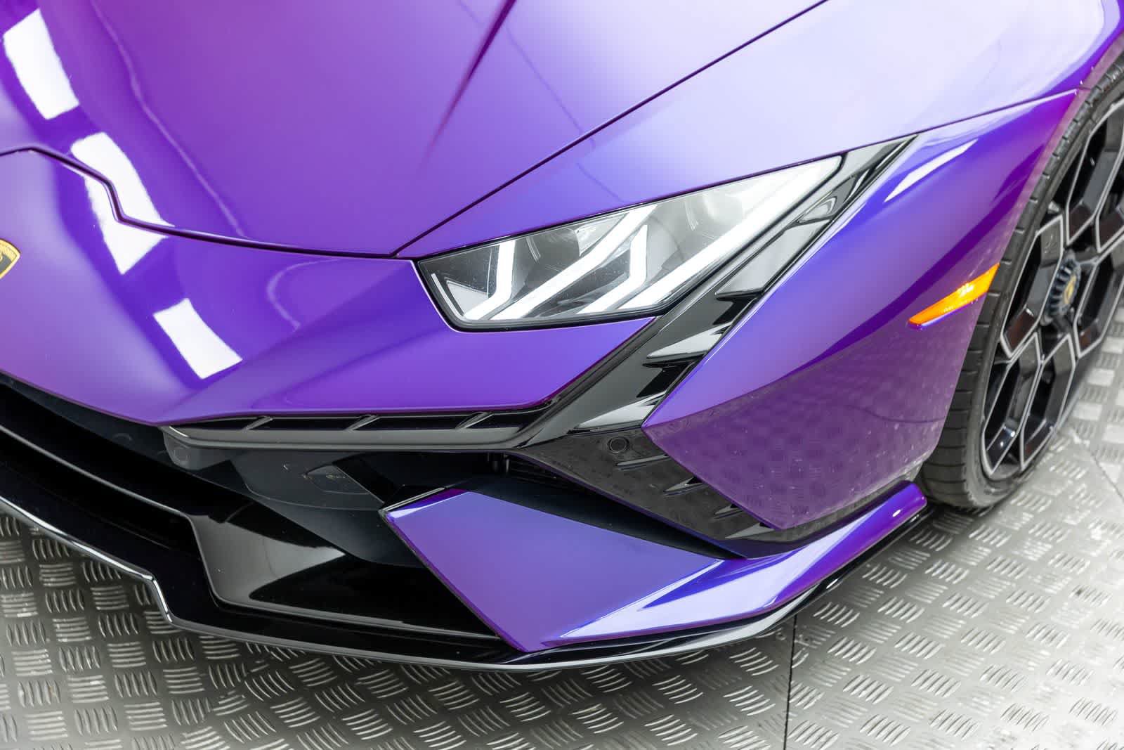 Used 2024 Lamborghini Huracan Tecnica RWD image 53