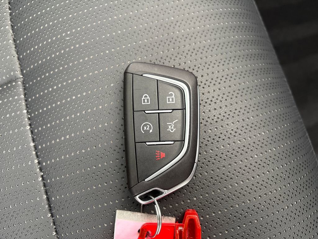 New 2026 Cadillac Vistiq Luxury image 55