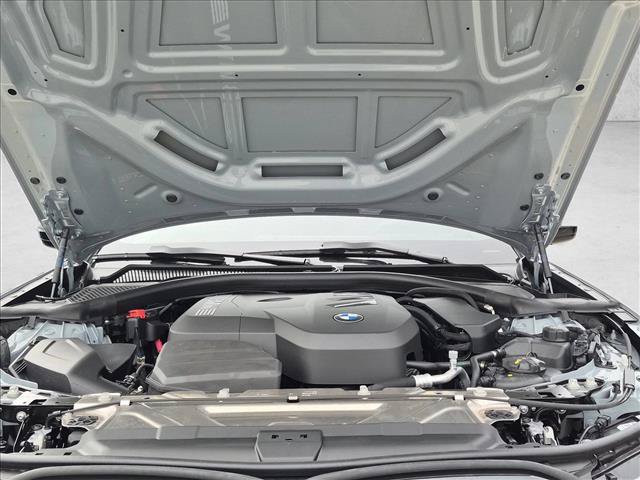 New 2026 BMW 330i xDrive Sedan w/ M Sport Package AWD/4WD image 17