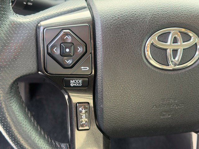 Used 2016 Toyota 4Runner Trail Premium AWD/4WD image 22