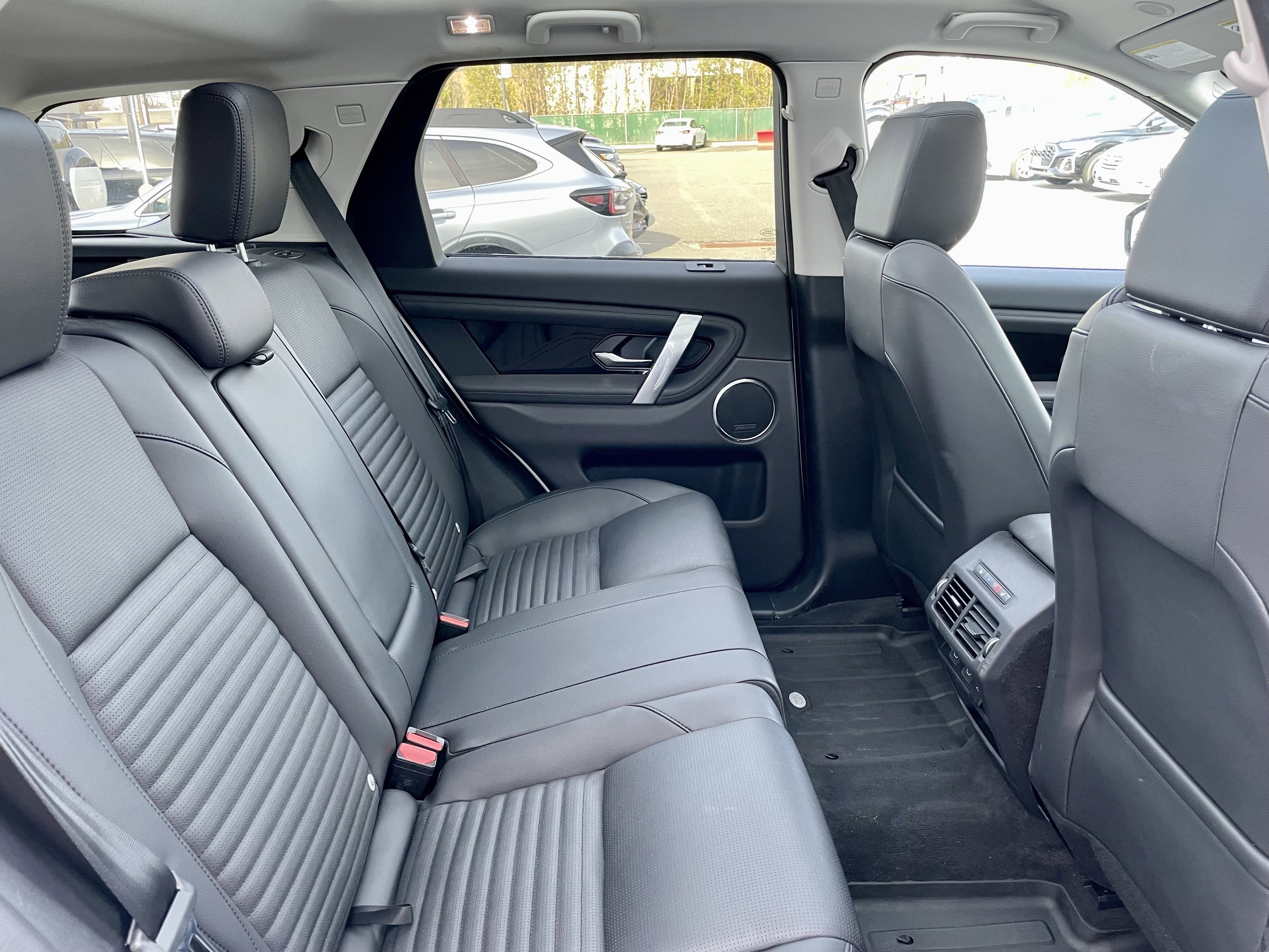 Certified 2024 Land Rover Discovery Sport S image 31