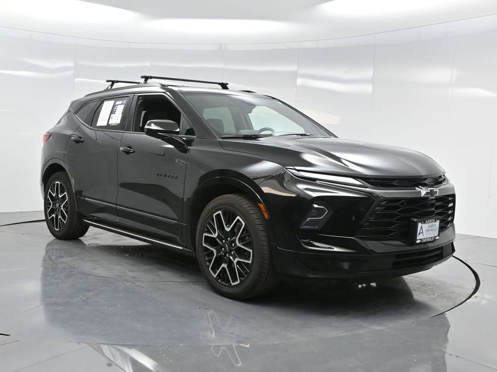 Used 2024 Chevrolet Blazer RS w/ Driver Confidence II Package FWD image 4