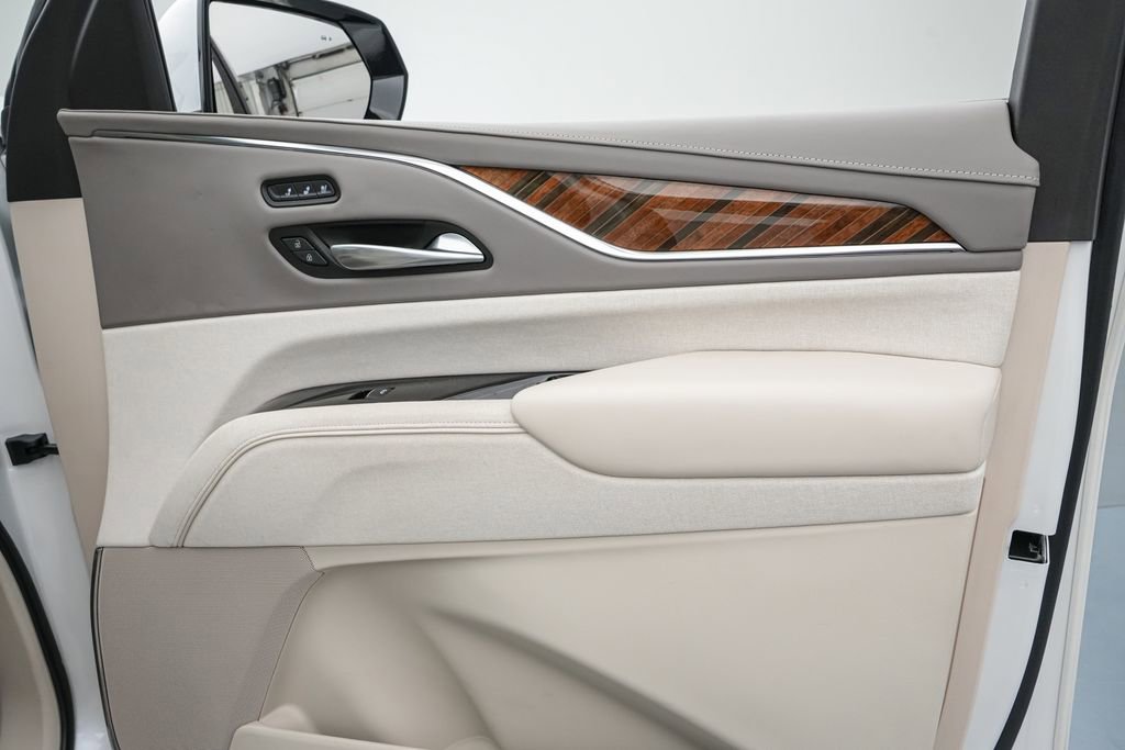 Used 2023 Cadillac Escalade Sport Platinum image 36
