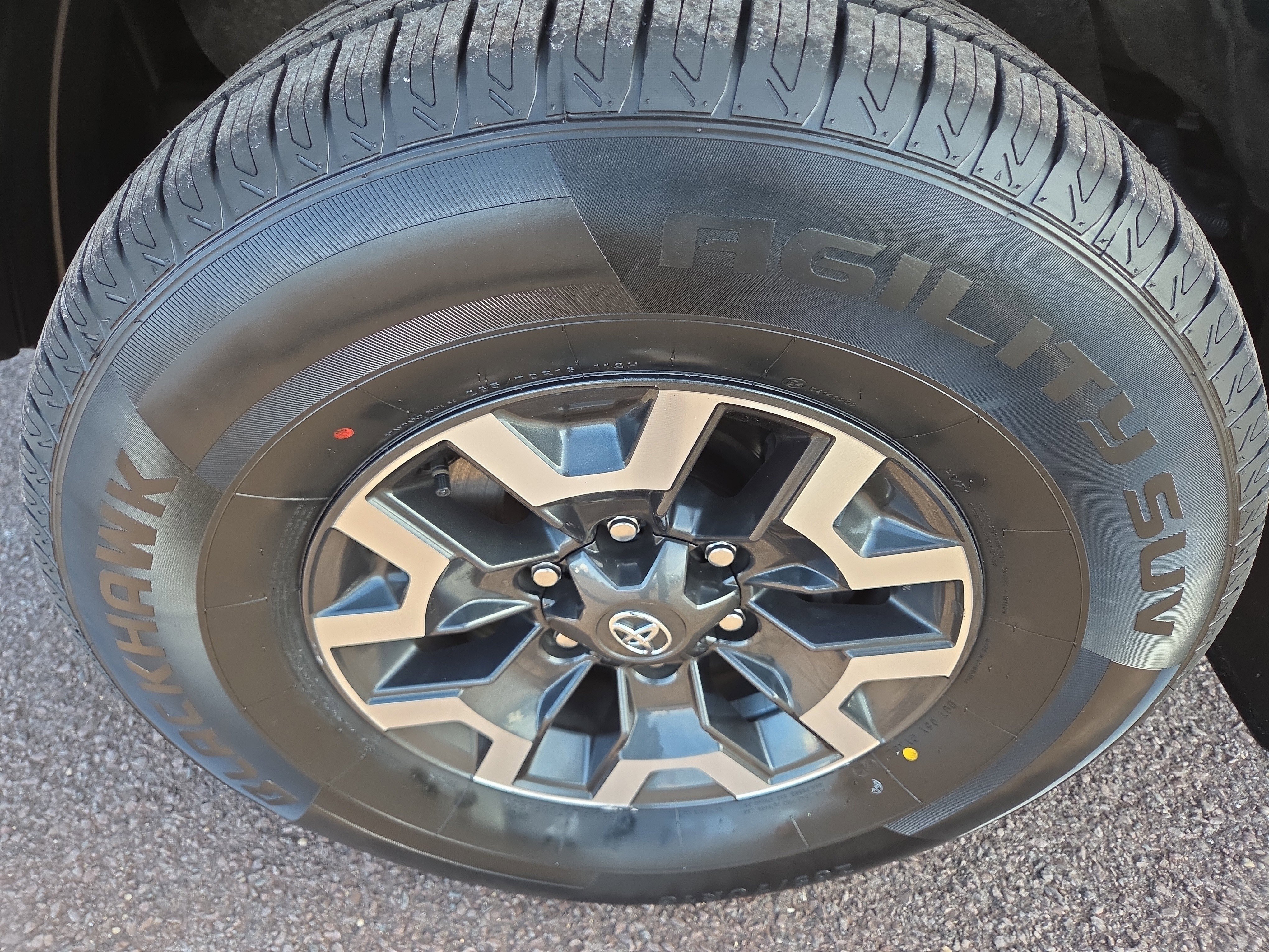 Certified 2023 Toyota Tacoma TRD Off-Road image 12