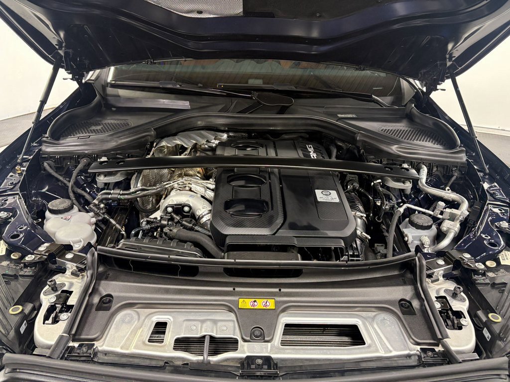 Used 2024 Mercedes-Benz GLC 43 AMG 4MATIC image 37