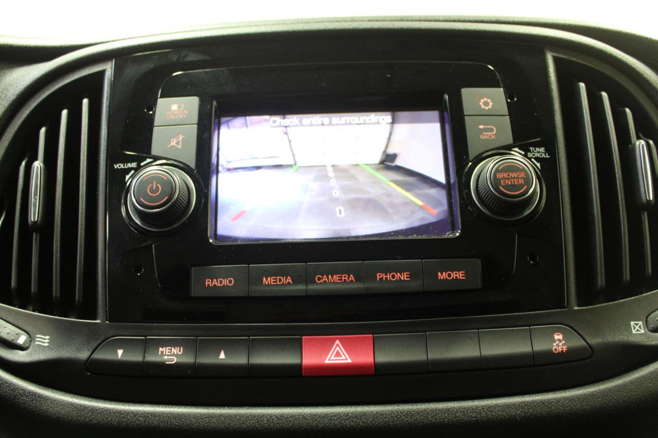 Used 2021 RAM ProMaster City Tradesman FWD image 12