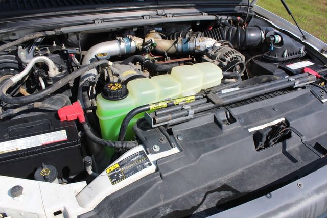 Used 2002 Ford F550 Cab & Chassis image 16