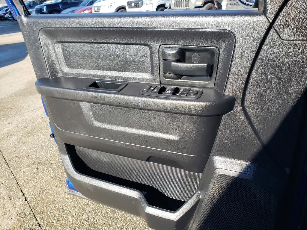 Used 2016 RAM 1500 Express image 17