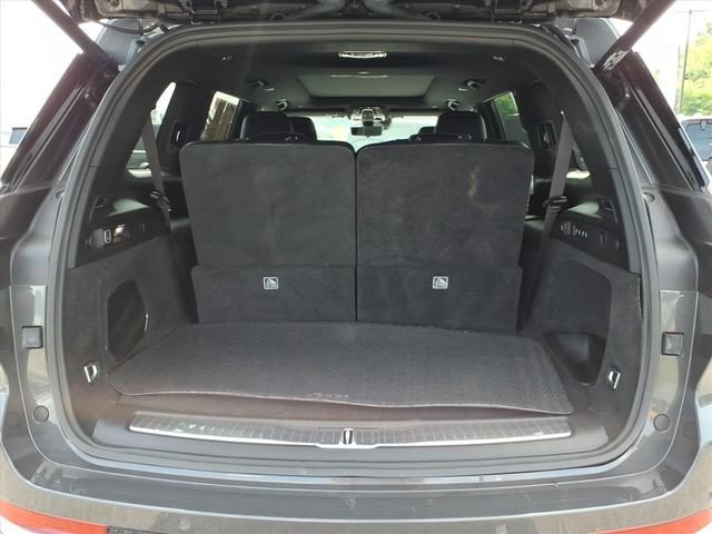 Used 2024 Jeep Grand Cherokee L Summit w/ Advanced Protech Group IV AWD/4WD image 6