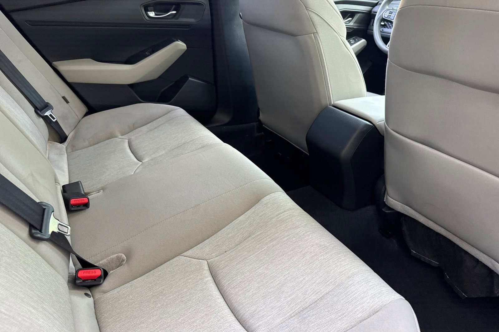 Used 2023 Honda Accord EX image 29