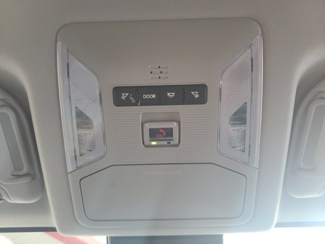 Used 2024 Toyota RAV4 Adventure image 30