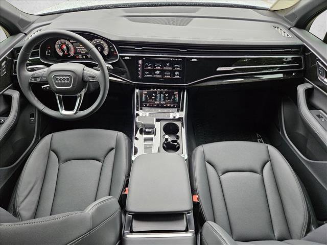 Certified 2025 Audi Q7 3.0T Premium Plus image 14
