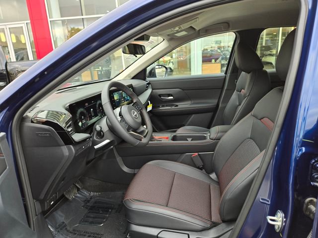 New 2026 Nissan Kicks SR w/ Cold Weather Package image 14