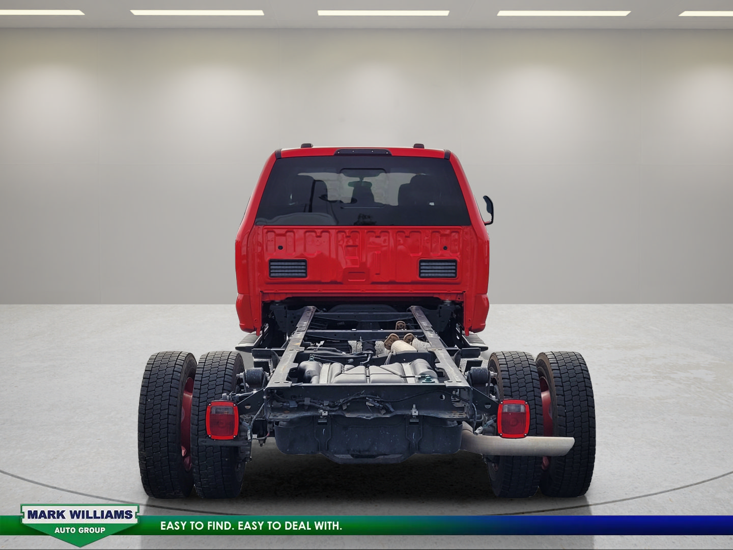 Used 2024 Ford F550 4x4 Crew Cab Super Duty image 5