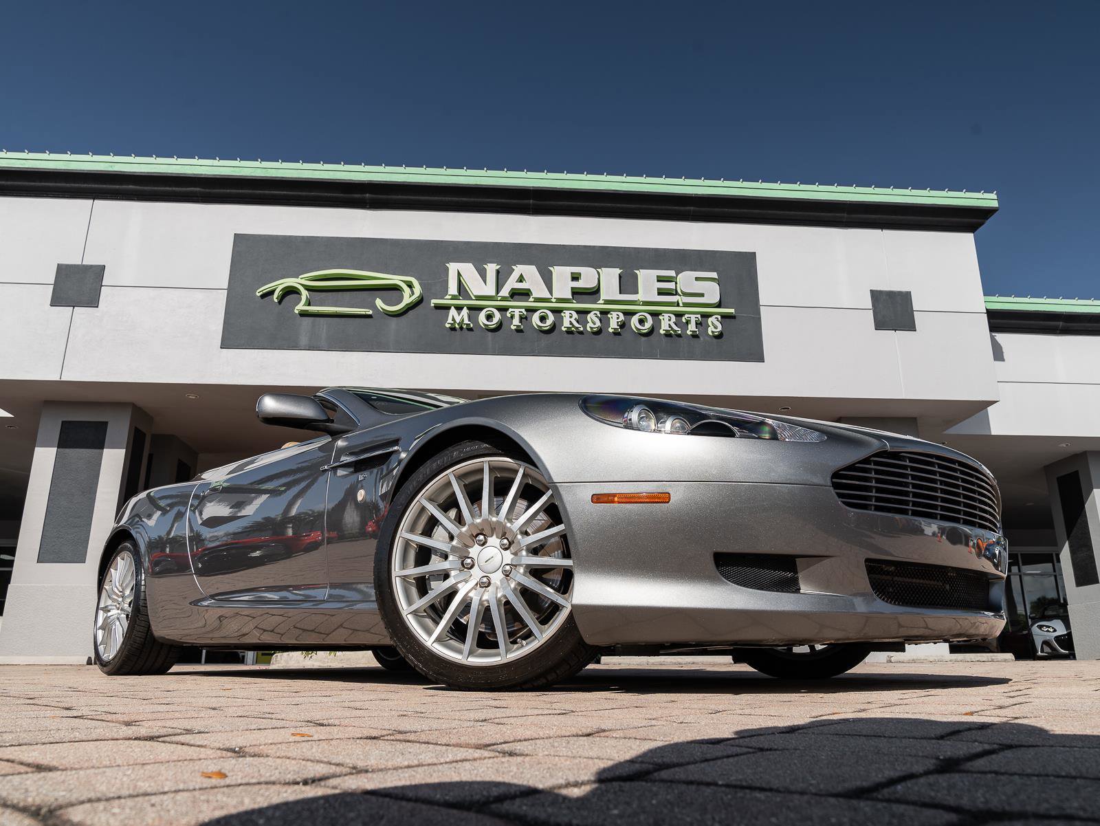Used 2006 Aston Martin DB9 Volante image 9