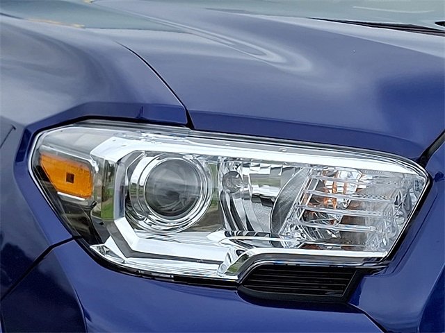 Used 2023 Toyota Tacoma SR5 image 9