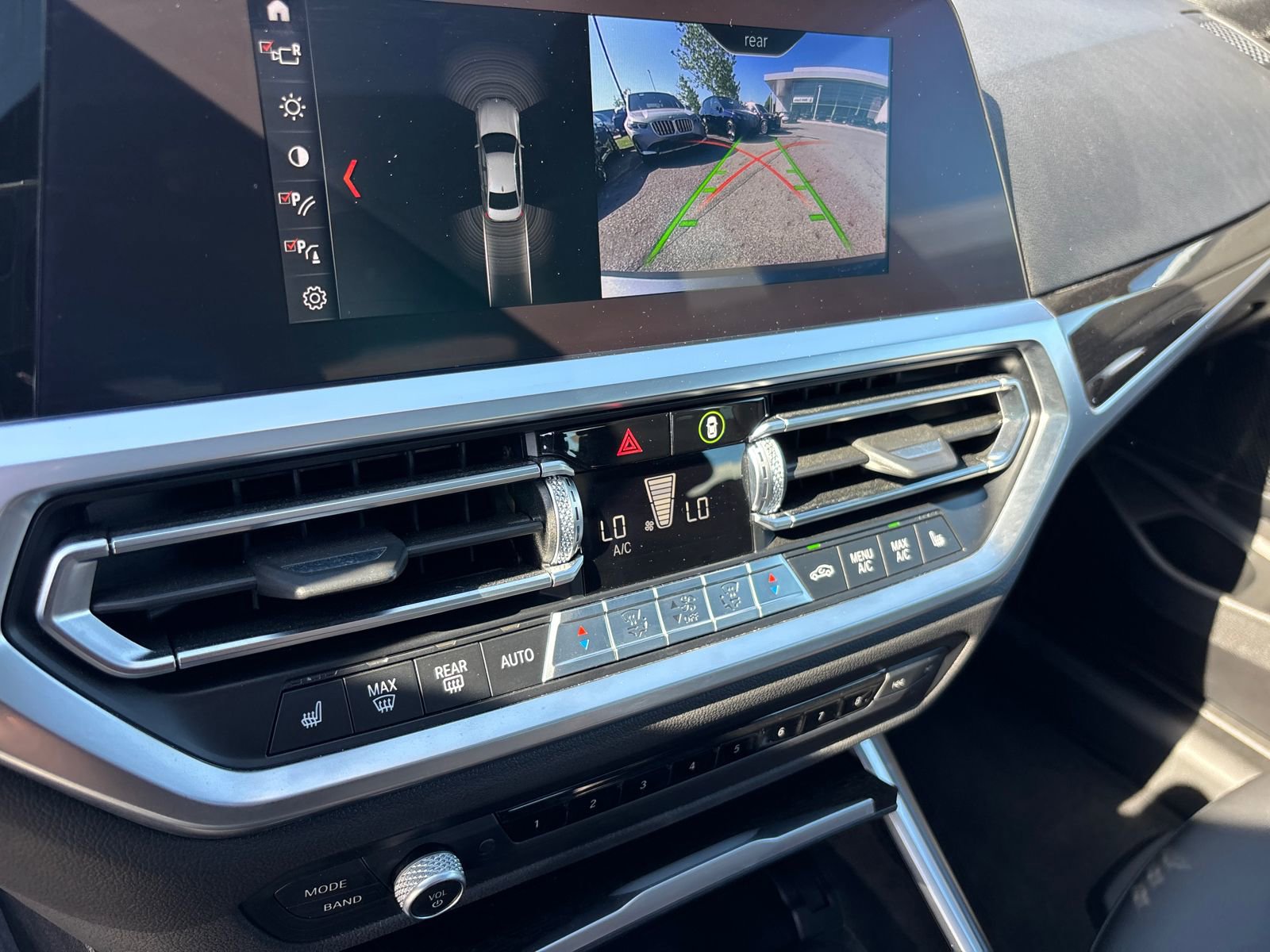 Used 2020 BMW 330i xDrive Sedan w/ Convenience Package AWD/4WD image 21