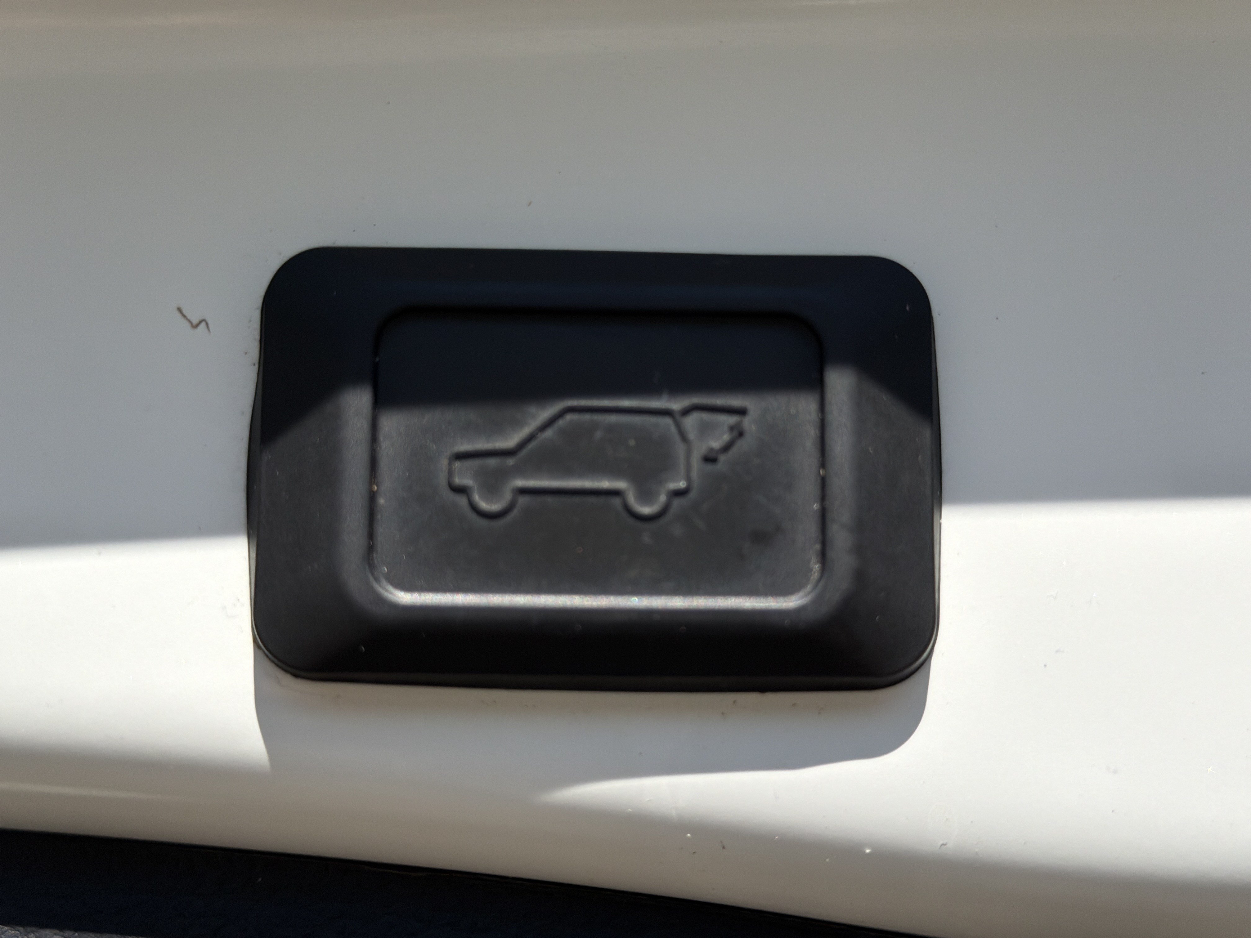 Used 2022 Toyota RAV4 XLE Premium AWD/4WD image 19