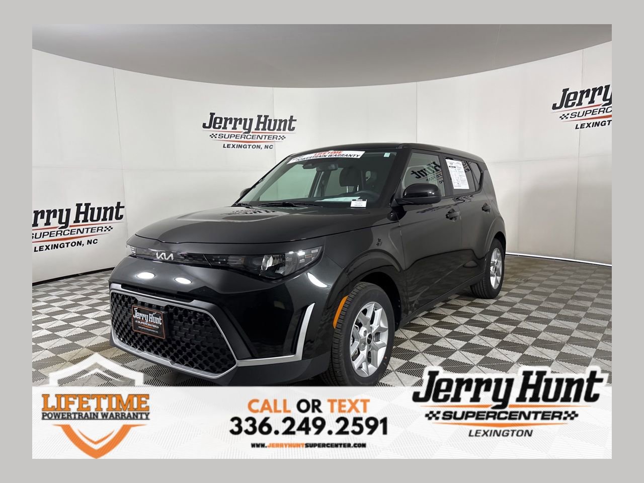 Used 2025 Kia Soul LX