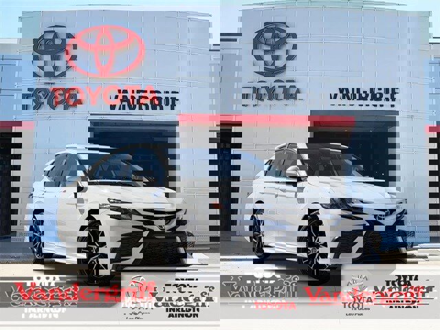 Used 2024 Toyota Camry SE