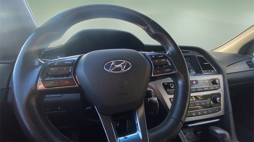 Used 2017 Hyundai Sonata Sport 2.0T image 10