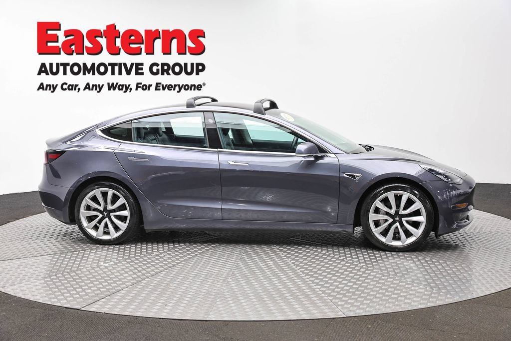 Used 2018 Tesla Model 3 Long Range AWD/4WD image 4