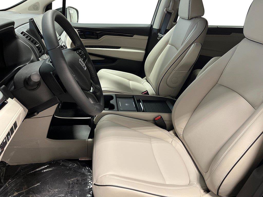New 2027 Honda Odyssey Touring image 14