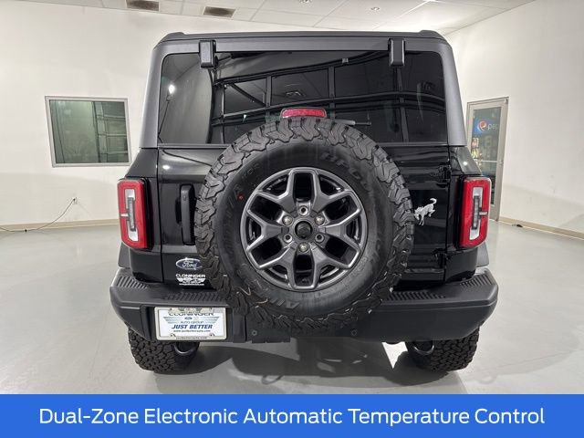 New 2025 Ford Bronco Badlands AWD/4WD image 7