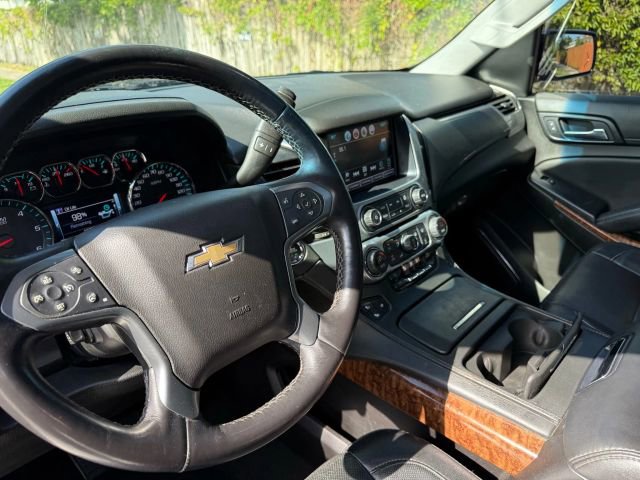 Used 2017 Chevrolet Suburban Premier image 8