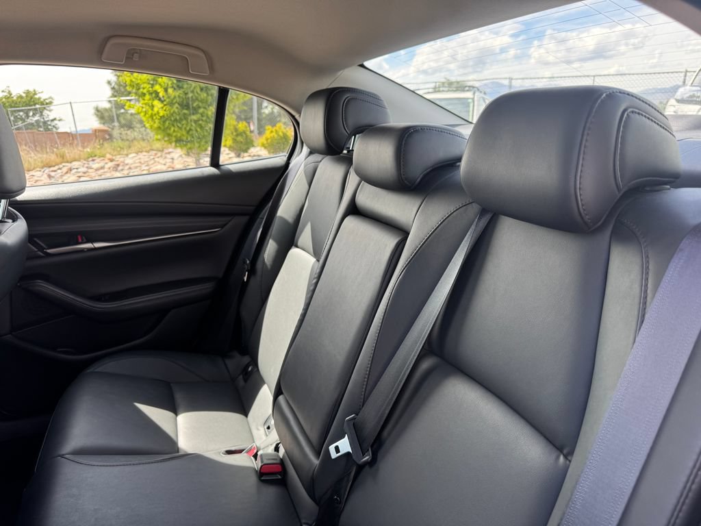 Used 2024 MAZDA MAZDA3 s FWD image 8