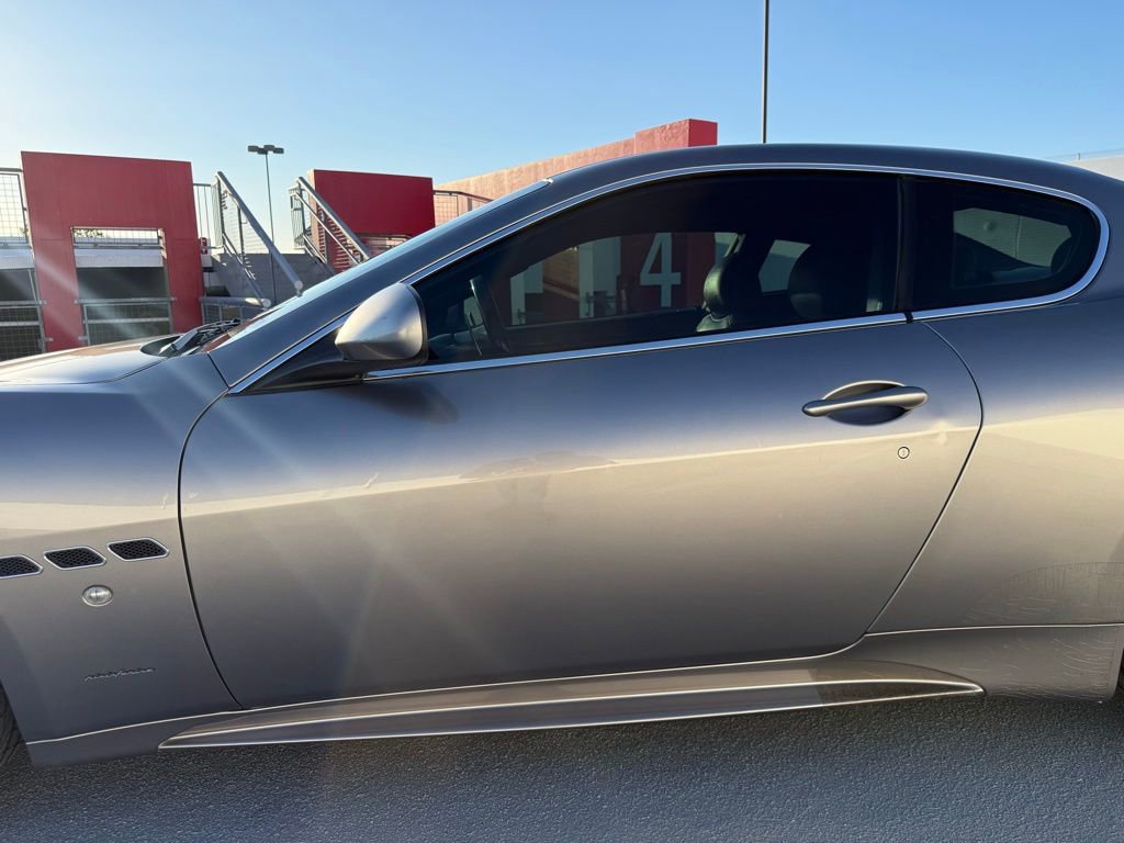 Used 2010 Maserati GranTurismo S RWD image 10