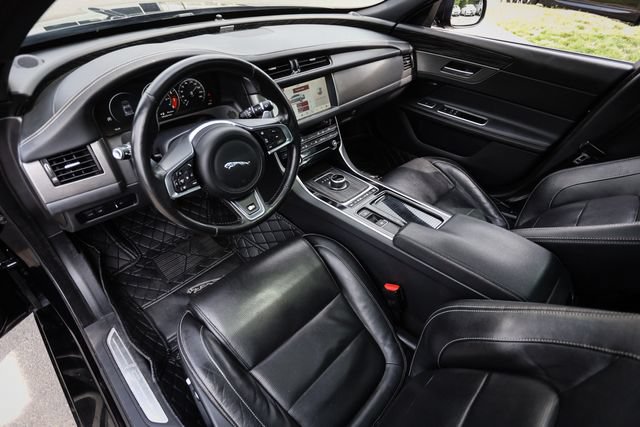 Used 2018 Jaguar XF S AWD/4WD image 69
