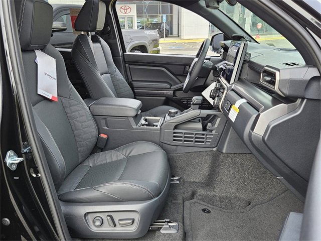 New 2025 Toyota 4Runner TRD Off-Road Premium image 16