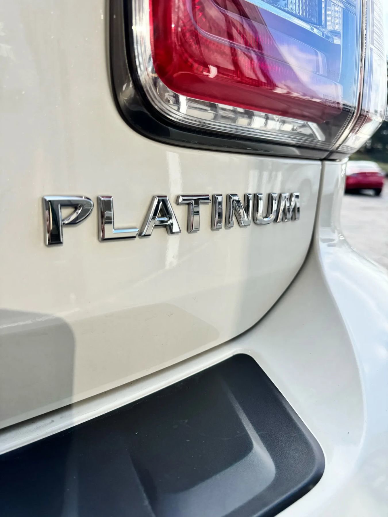 Used 2020 Nissan Armada Platinum w/ Captain's Chairs Package image 13