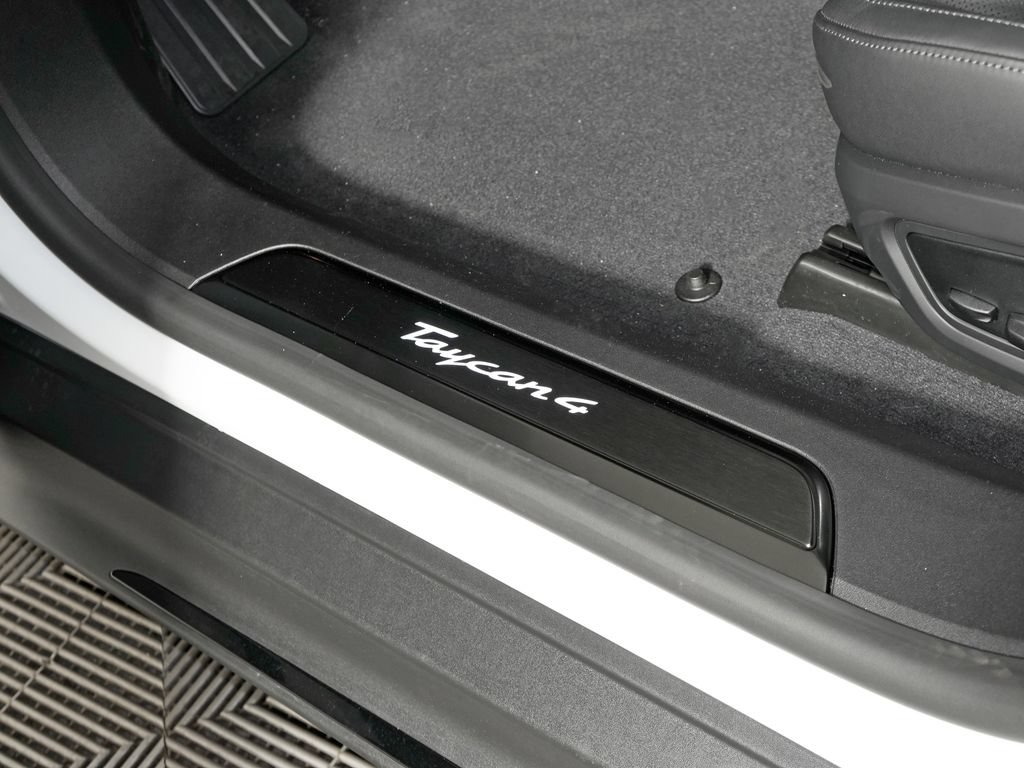 New 2026 Porsche Taycan AWD/4WD image 18