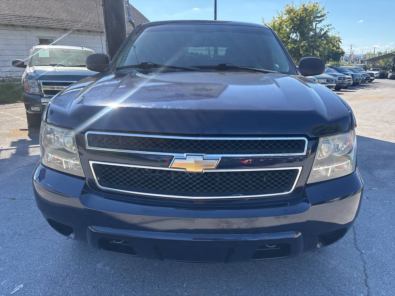 Used 2008 Chevrolet Tahoe 4WD w/ Max Trailering Package image 3
