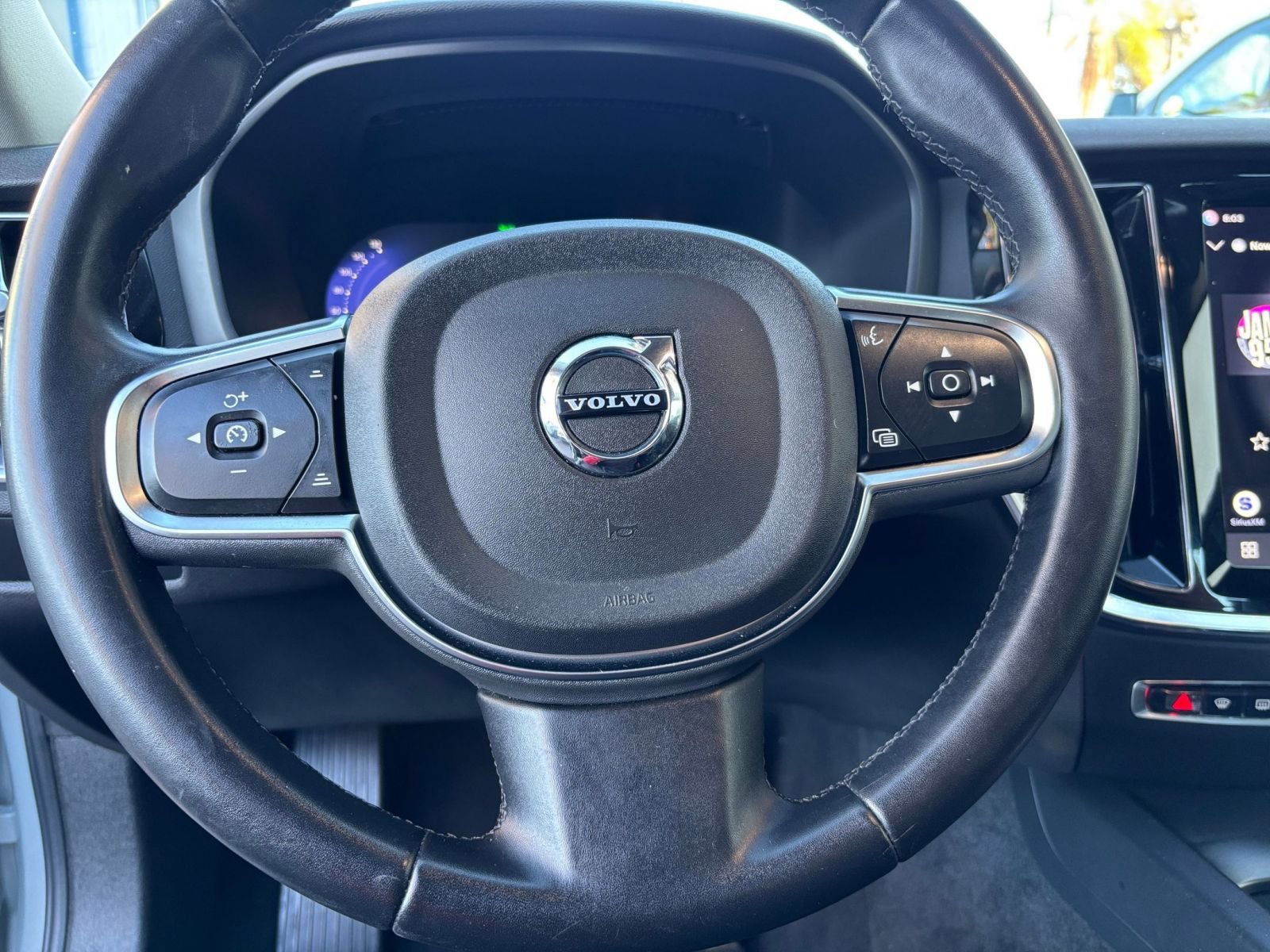 Used 2024 Volvo S60 B5 Core FWD image 27