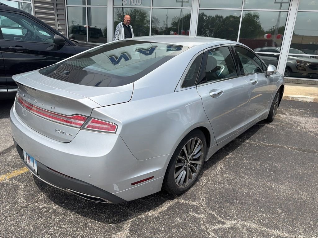 Used 2017 Lincoln MKZ Select w/ Climate Package AWD/4WD image 3